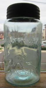 Knowlton Vacuum Fruit jar, Quart