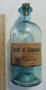 Extract Of Spearmint, W. H. Smith, Beverly, Mass OP 5 7/8 Inch